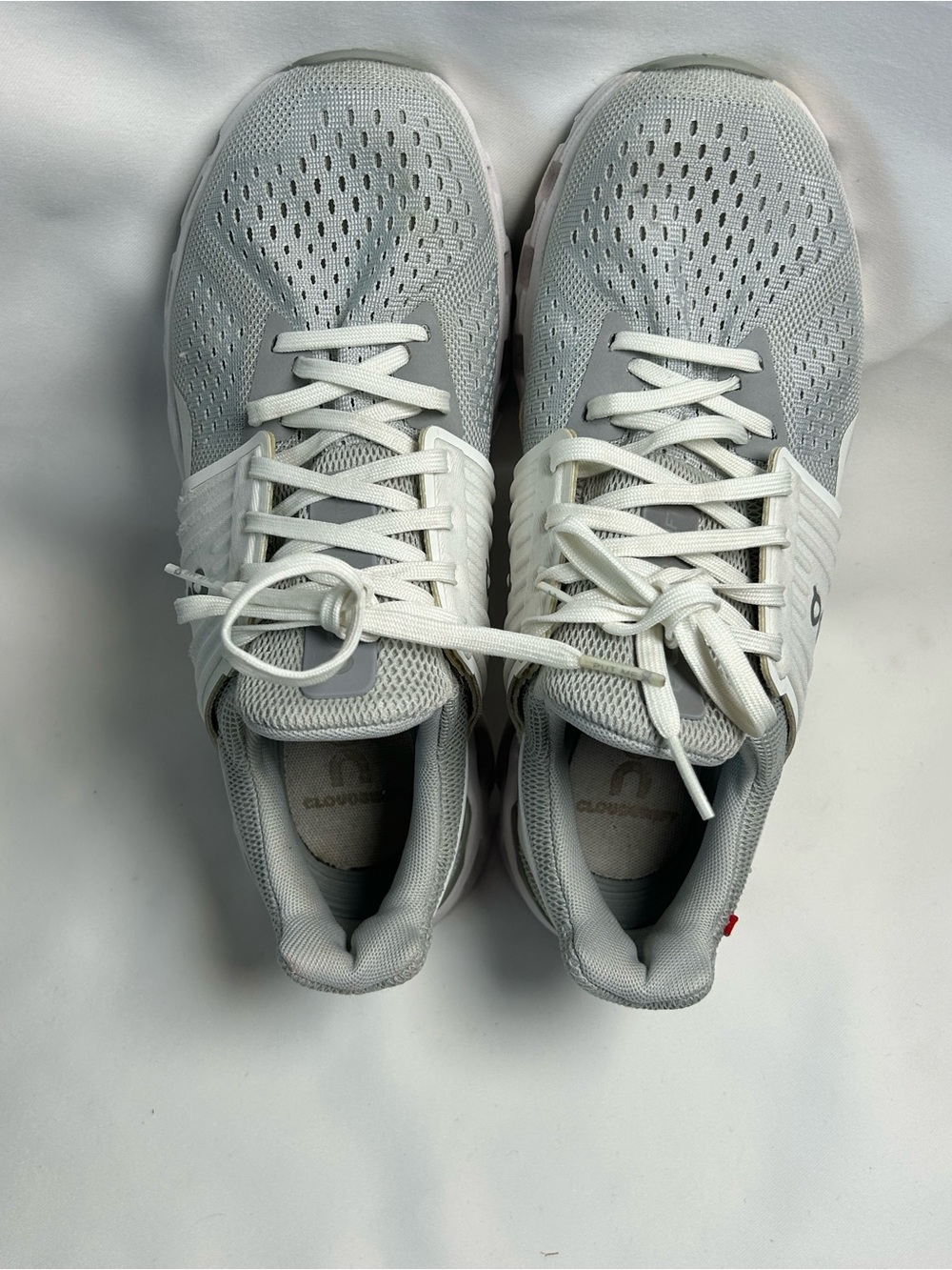 On Cloudswift Running Shoes in Light Gray and White women’s US 7 EU 38 sneakers - Picture 6 of 11